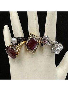 Lot of 5 costume jewelry rings